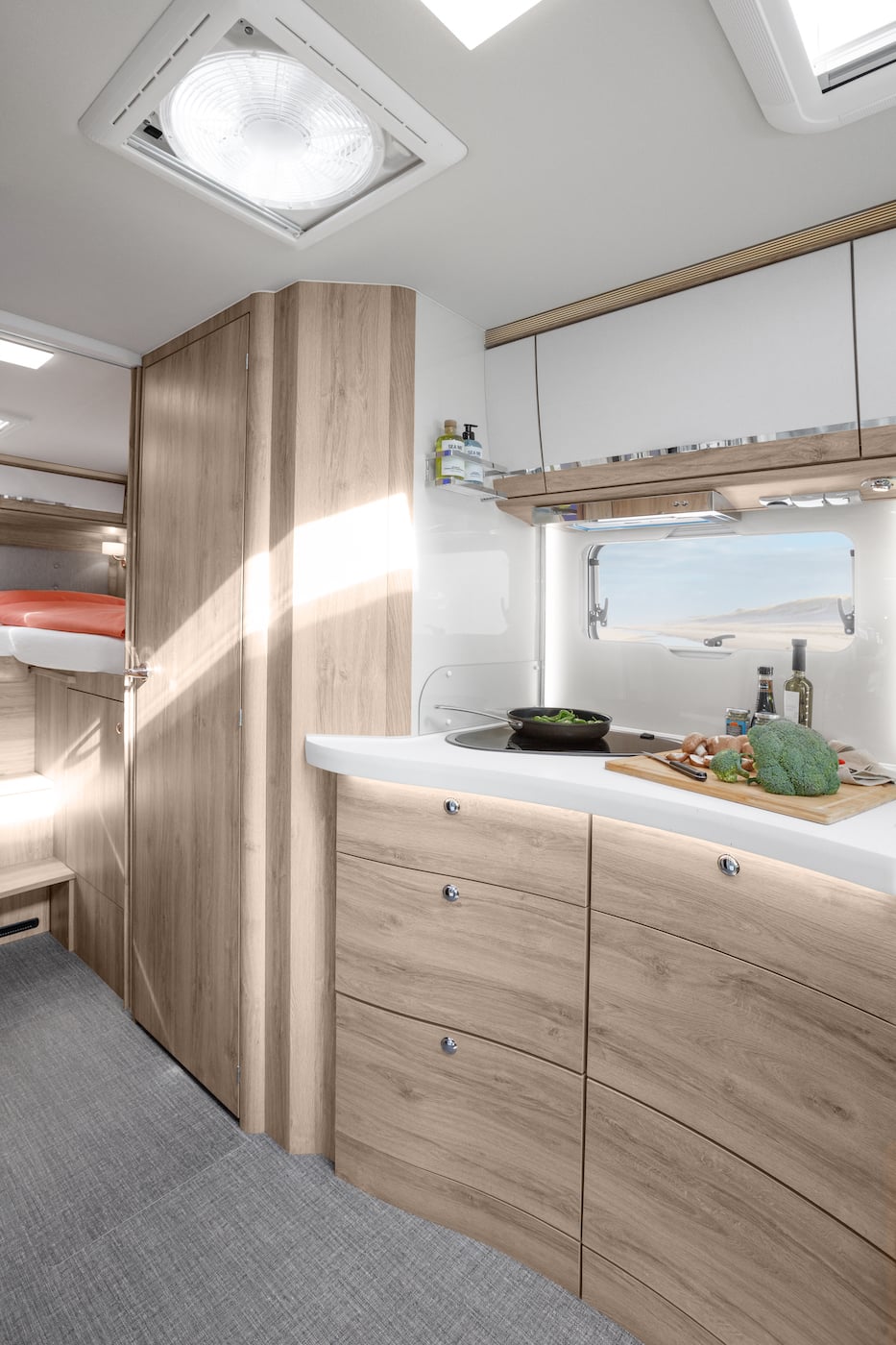 Kitchenette dans un camping-car.