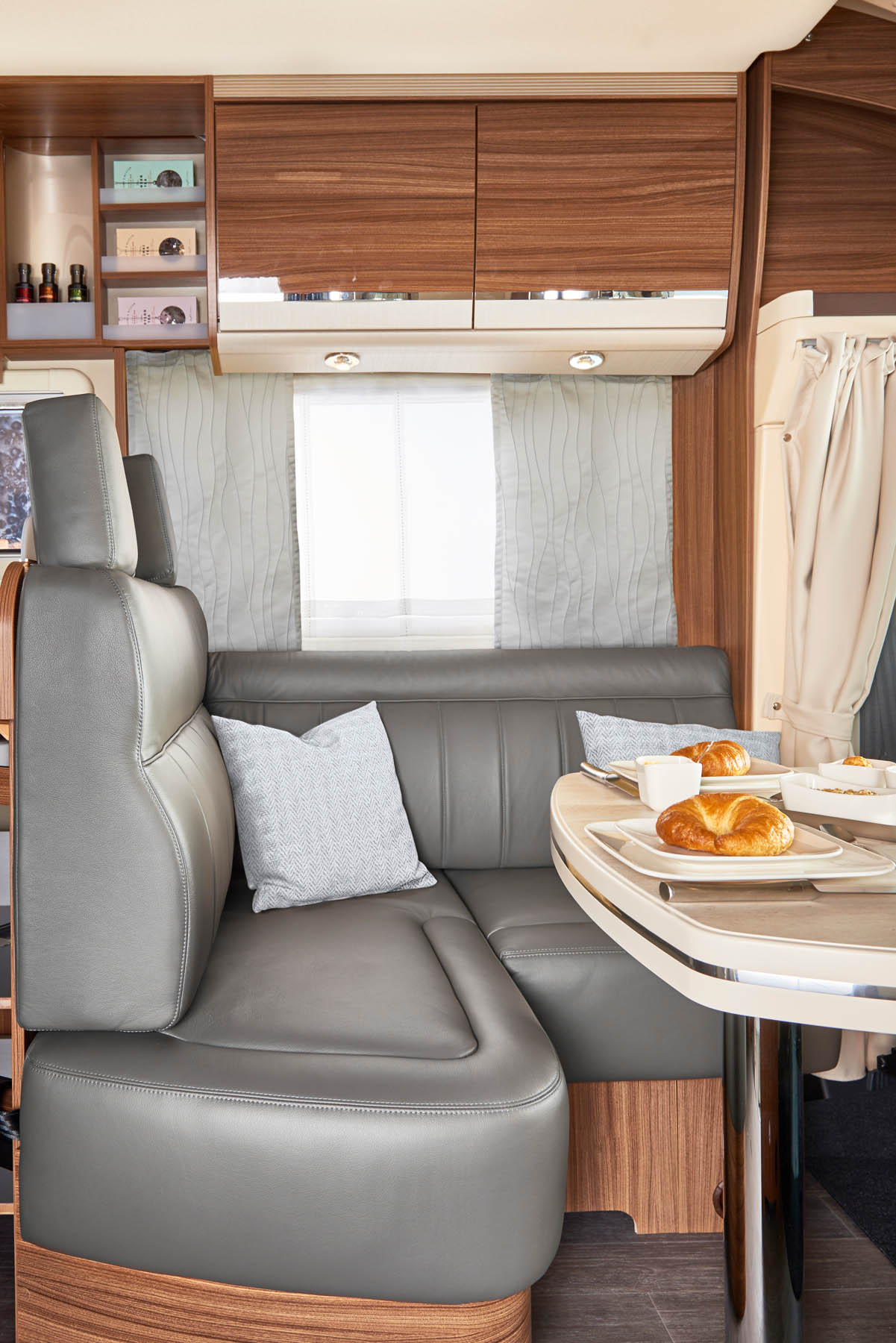 Polsterstoff „Leder grau“